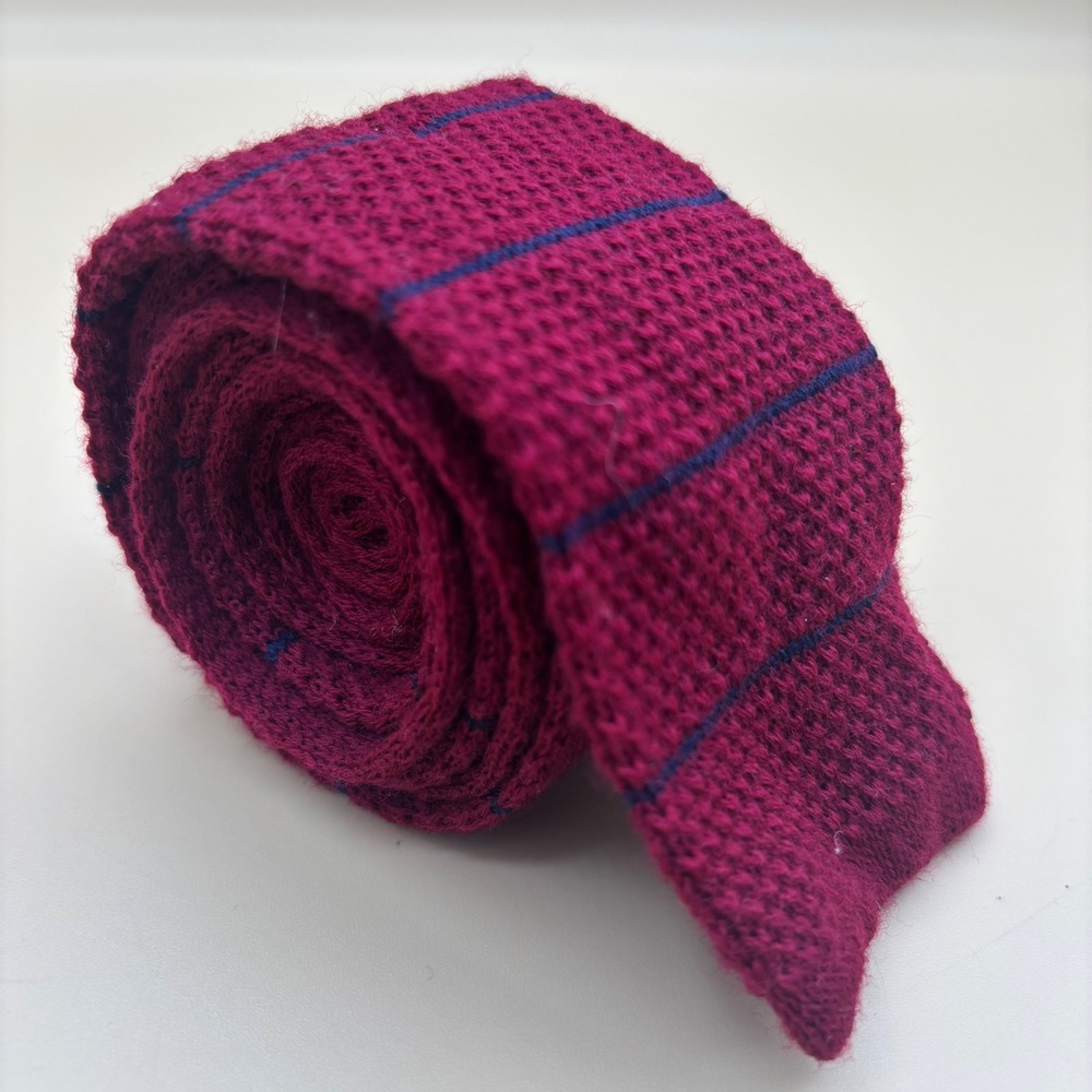 Jos. A. Bank 100% Wool Knit Tie Mens OS Burgundy Striped Excellent Dark Academia